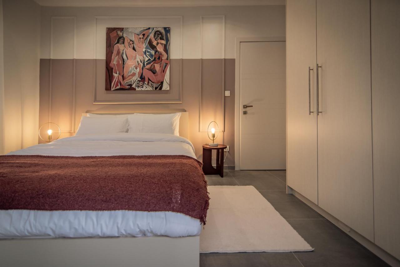 Apollo's On Radio Midas Apartament Salonic