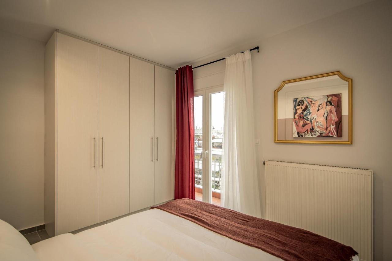 Apollo's On Radio Midas Apartament *